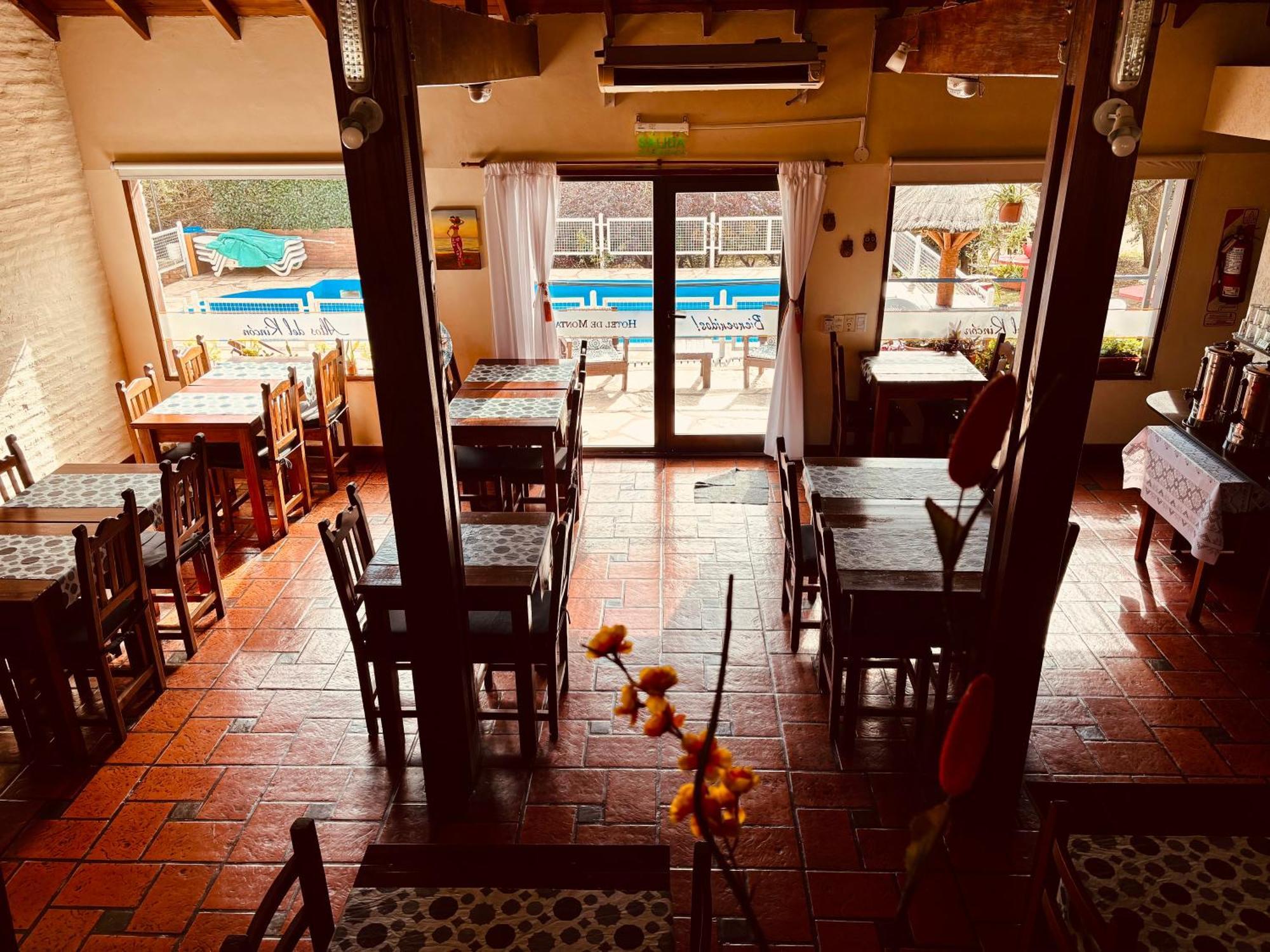 Hotel Altos Del Rincon Мерло Экстерьер фото