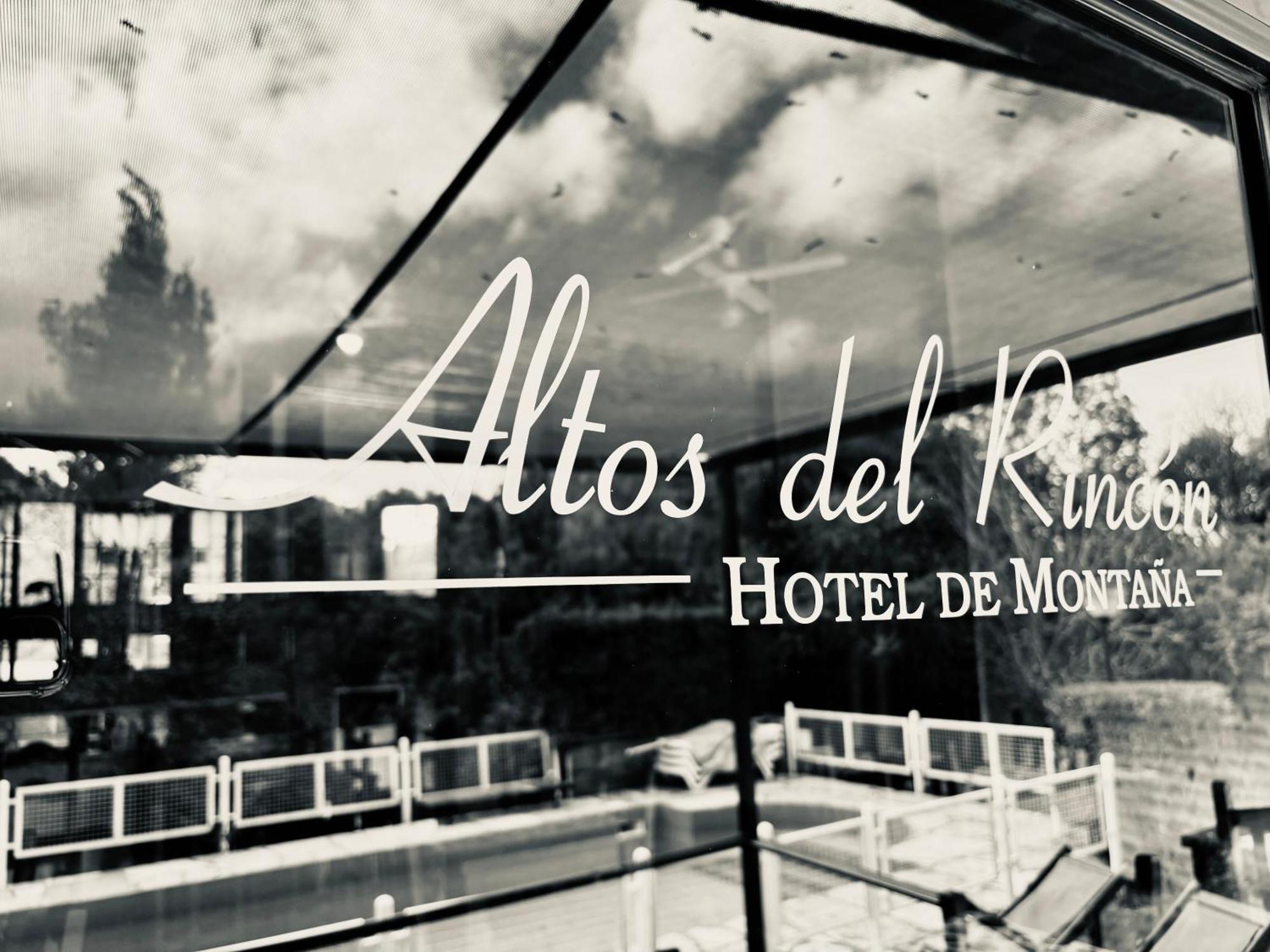 Hotel Altos Del Rincon Мерло Экстерьер фото