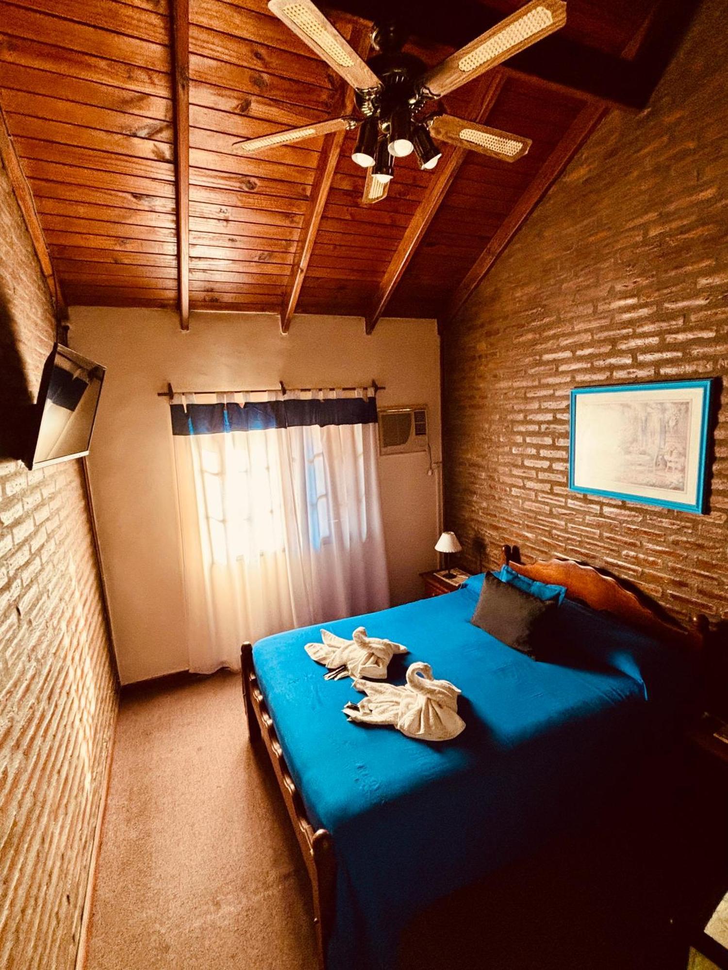 Hotel Altos Del Rincon Мерло Экстерьер фото